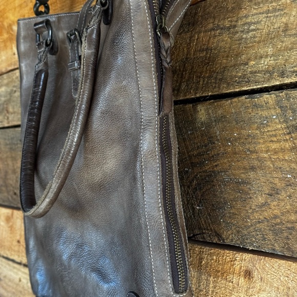 BED|STU Mildred in Taupe DD NWOT - Picture 4 of 6